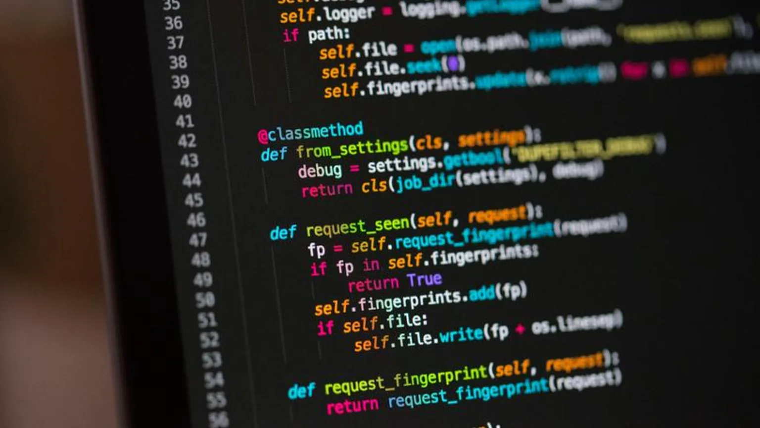 Квантовая угроза Bitcoin: крипто-индустрия защищает не то