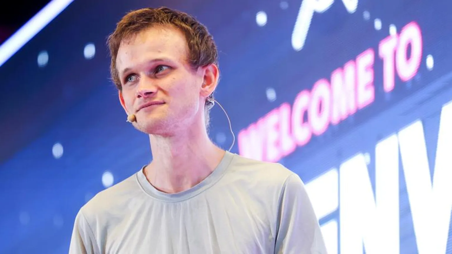 Бутерин хочет спасти DeFi от обвалов: вместо долгов и ликвидаций — опционы